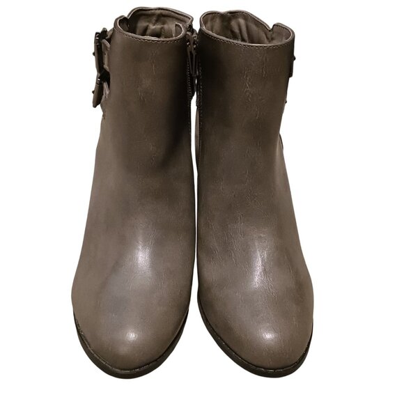 Charlotte Russe Lux Ankle‎ Booties in Gray, Size 8, Almond Toe, Buckle Detail - Picture 2 of 9